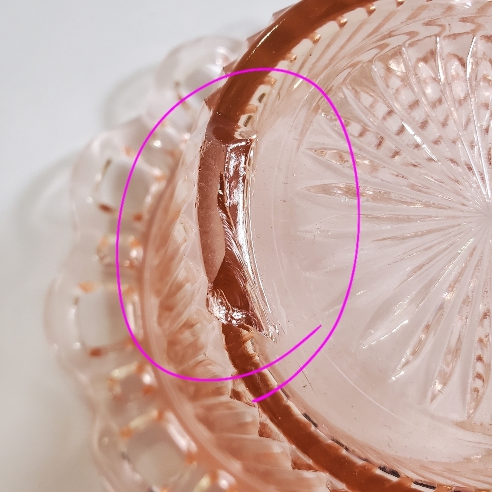 Pink Depression Glass Scalloped Edge Bowl Vase Vintage Collectible - Picture 12 of 12